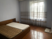 İcarəyə verilir 1 otaqlı 20 m2 köhnə tikili Qələbə dairəsi