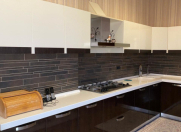 Satılır 4 otaqlı 190 m2 yeni tikili 28 May m.