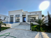 Satılır 4 otaqlı 220 m2 bağ evi Mərdəkan