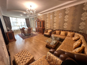 Satılır 7 otaqlı 300 m2 həyət evi Badamdar