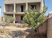 Satılır 12 otaqlı 360 m2 həyət evi Binə