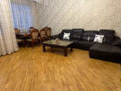 Satılır 4 otaqlı 126 m2 yeni tikili 20 yanvar m.