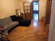 Satılır 3 otaqlı 75 m2 köhnə tikili İnşaatçılar m.