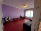 Satılır 3 otaqlı 90 m2 köhnə tikili 8 mkr