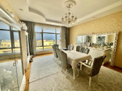 Satılır 4 otaqlı 177 m2 yeni tikili 3 mkr