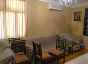 Satılır 3 otaqlı 65 m2 köhnə tikili Nəsimi m.