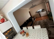 Satılır 2 otaqlı 60 m2 köhnə tikili Xalqlar Dostluğu m.
