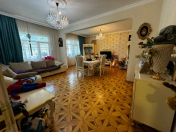 Satılır 5 otaqlı 120 m2 köhnə tikili Azadlıq prospekti m.