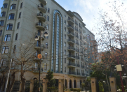 İcarəyə verilir 4 otaqlı 185 m2 yeni tikili Zabitlər parkı