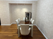 İcarəyə verilir 4 otaqlı 178 m2 yeni tikili Qələbə dairəsi