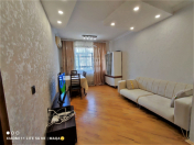 Satılır 4 otaqlı 105 m2 köhnə tikili 8 mkr