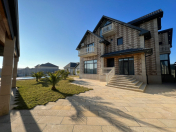Satılır 4 otaqlı 220 m2 həyət evi Mərdəkan