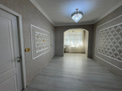 Satılır 2 otaqlı 50 m2 köhnə tikili Memar Əcəmi m.