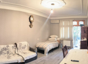 Satılır 1 otaqlı 40 m2 köhnə tikili Gənclik m.