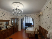 Satılır 4 otaqlı 105 m2 köhnə tikili Sumqayıt