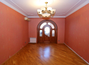 Satılır 3 otaqlı 105 m2 köhnə tikili Nəriman Nərimanov m.