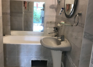 İcarəyə verilir 3 otaqlı 80 m2 köhnə tikili Bakı Dövlət Universiteti