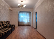 Satılır 2 otaqlı 60 m2 köhnə tikili 4 mkr