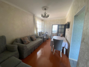 İcarəyə verilir 3 otaqlı 65 m2 köhnə tikili Memar Əcəmi m.