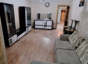 Satılır 2 otaqlı 60 m2 köhnə tikili Gənclik m.