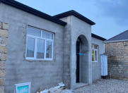 İcarəyə verilir 3 otaqlı 100 m2 həyət evi Binə