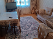 Satılır 5 otaqlı 150 m2 köhnə tikili 9 mkr