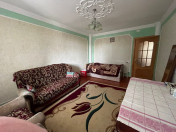 Satılır 2 otaqlı 60 m2 köhnə tikili Gənclik m.