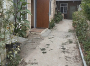 İcarəyə verilir 2 otaqlı 24 m2 həyət evi Qaraçuxur