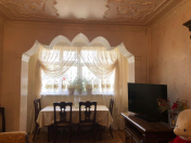 Satılır 4 otaqlı 115 m2 köhnə tikili 8 km