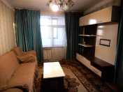 Satılır 2 otaqlı 60 m2 köhnə tikili Gənclik m.