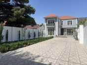 Satılır 5 otaqlı 250 m2 həyət evi Bakıxanov