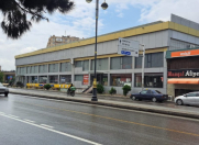 İcarəyə verilir 3 otaqlı 1600 m2 obyekt Xalqlar Dostluğu m.