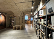 Satılır 1 otaqlı 75 m2 obyekt Axundov bağı