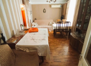 Satılır 1 otaqlı 40 m2 köhnə tikili Elmlər Akademiyası m.