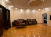 Satılır 5 otaqlı 340 m2 köhnə tikili Yasamal r.