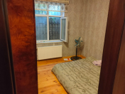 Satılır 9 otaqlı 242 m2 həyət evi Əhmədli