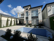 Satılır 5 otaqlı 220 m2 villa Mərdəkan