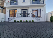 Satılır 7 otaqlı 300 m2 həyət evi Badamdar