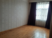 İcarəyə verilir 3 otaqlı 85 m2 köhnə tikili Bakıxanov
