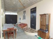Satılır 6 otaqlı 300 m2 həyət evi Y.Suraxanı