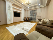 İcarəyə verilir 4 otaqlı 150 m2 yeni tikili Ağ şəhər