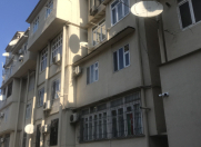 İcarəyə verilir 3 otaqlı 65 m2 köhnə tikili Dövlət Statistika Komitəsi