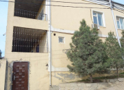 Satılır 7 otaqlı 290 m2 villa Badamdar