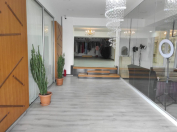 Satılır 6 otaqlı 460 m2 obyekt İnşaatçılar m.