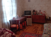 Satılır 1 otaqlı 32 m2 köhnə tikili Elmlər Akademiyası m.