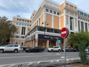 İcarəyə verilir 3 otaqlı 96 m2 ofis Sahil m.