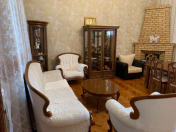Satılır 4 otaqlı 115 m2 köhnə tikili Sahil m.