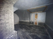 Satılır 10 otaqlı 400 m2 obyekt 28 May m.