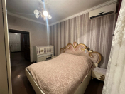 Satılır 3 otaqlı 65 m2 köhnə tikili Gənclik m.