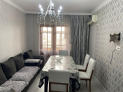 Satılır 3 otaqlı 80 m2 köhnə tikili 8 km